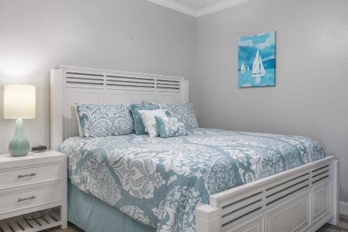 Lighthouse Condominiums III