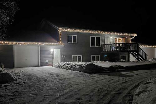 North Pole Escape Aurora Lights View And Deck!