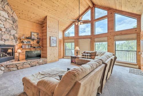 Secluded Heber Cabin With Valley Views And Deck!