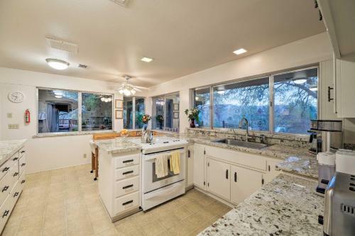 Unique Yosemite Mountaintop Retreat On 100 Acres