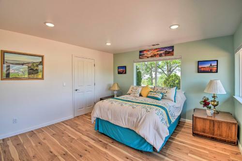 Stunning Treetop Villa - 1 Mi To Mariposa!