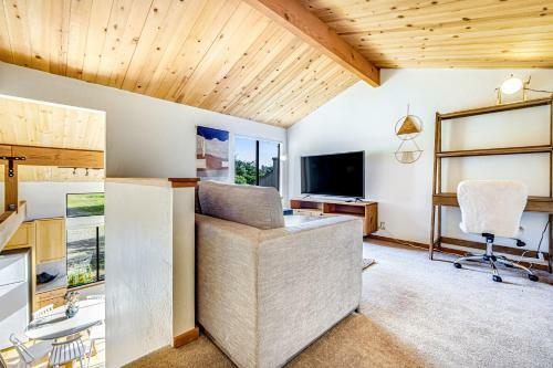 Hilma House