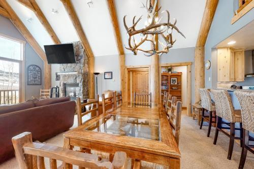 Treehouse Townhome II At Summerwood