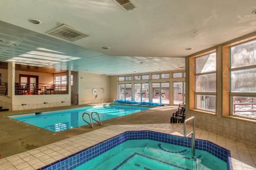 Liftside Condominiums 301