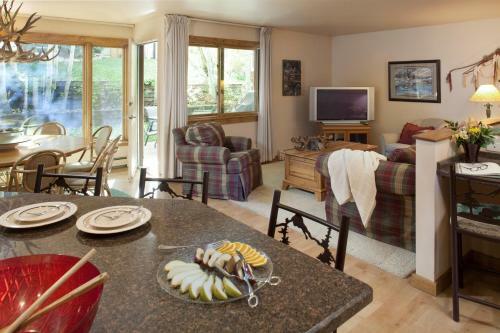 Hotel Shadowbrook, A Destination By Hyatt Residence
