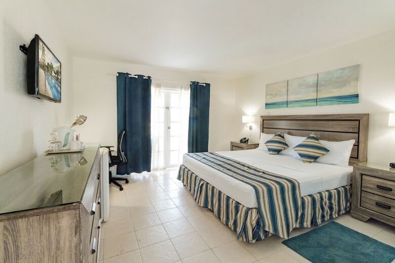 Time Out Hotel