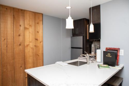 6 Chamonix Lane 1 Bedroom Townhouse