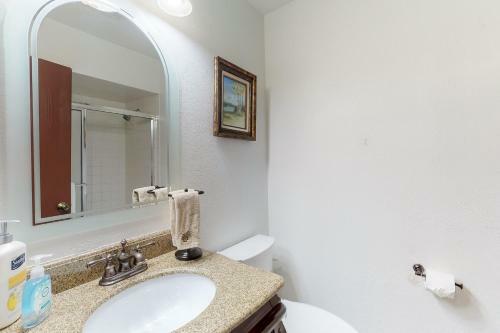 Meadow Creek Manor