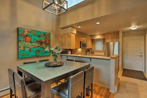 Cozy Vail Townhome With Views Near Shuttle Stop!