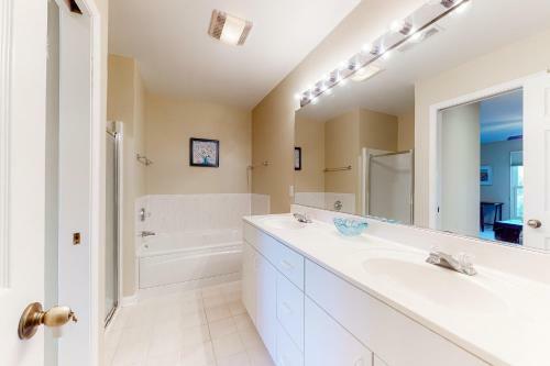 Sea Colony - 56159 Cypress Lake
