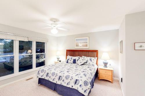 Sea Colony Whispering Pines II