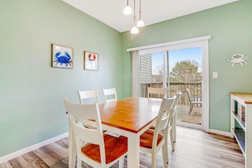 South Hampton - 38331 Amaganst