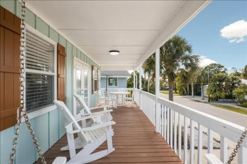 Anna Maria Island Breeze Home