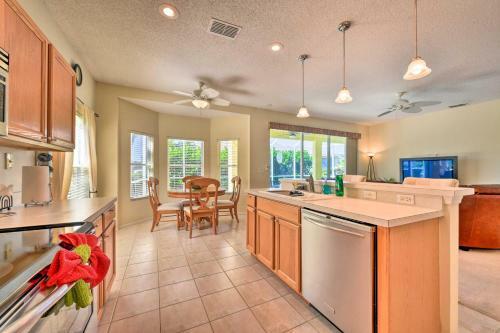 Bright, Breezy Bradenton Home 7 Mi To Beach!