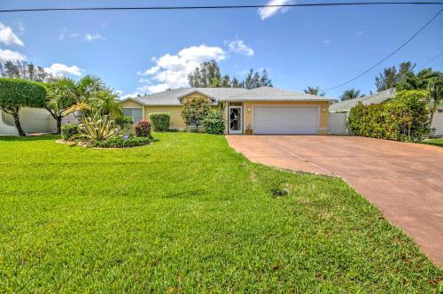 Canal Front Cape Coral House With Private Pool And Dock