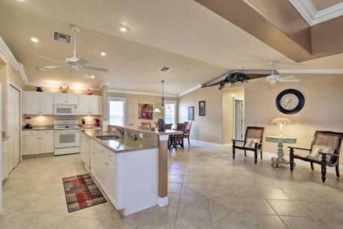 Canalfront Cape Coral House With Pool And Patio!