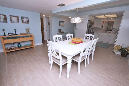 Reflections 507 By Florida Lifestyle Vacation Rentals