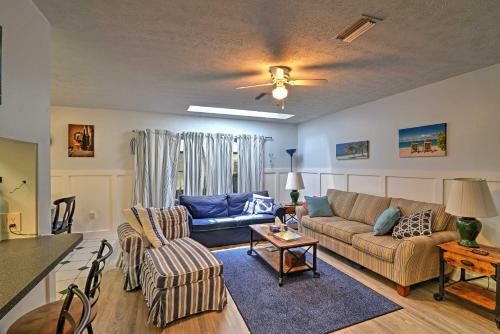 Waterfront Crystal River Hideaway With Private Dock!