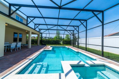 Six-bedroom Villa 1210