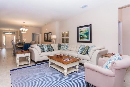Spacious And Gorgeous Single Home With Game Room St5148