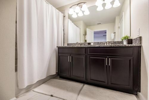 Moon Valley Townhome #230733 Townhouse