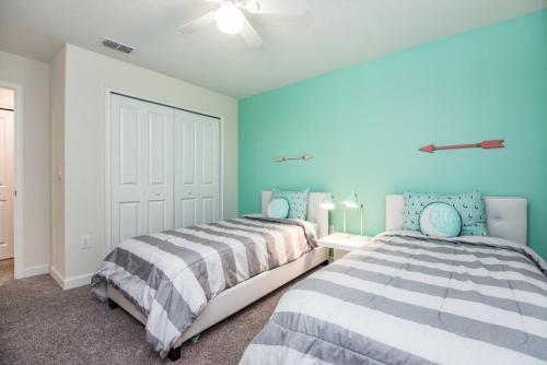 Villa Four Bedrooms Champions Gate 1594mvd