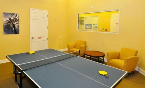 Adorable 3 Bedroom 2 Bath Villa With Conservation View