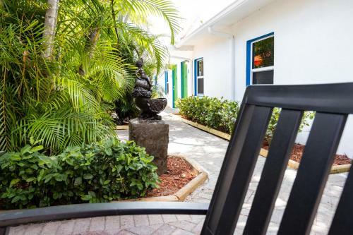 The Lauderdale Boutique Hotel