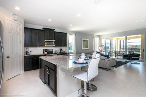Villa Sawyer Palm House 1815