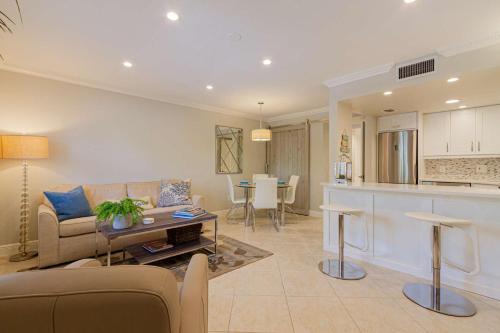 Castleton Gardens- 2nd Floor