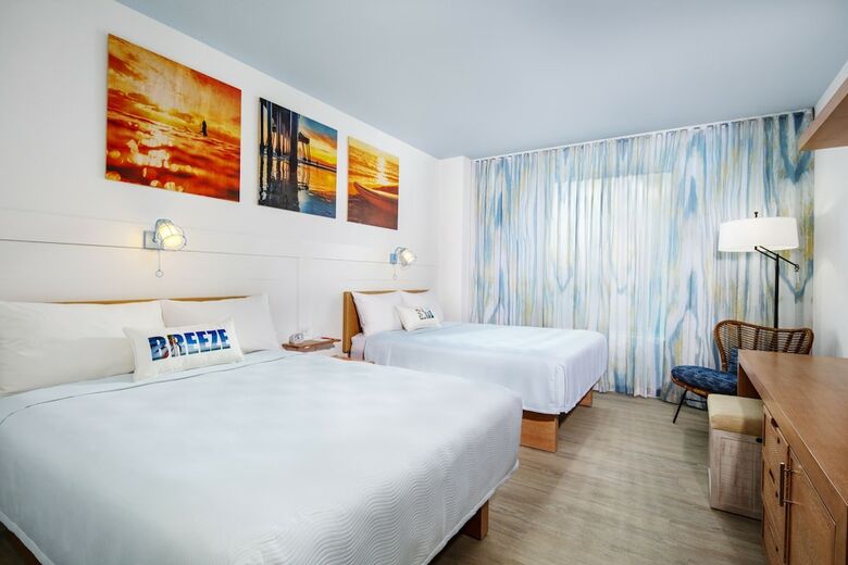 Hotel Universal's Endless Summer Resort - Dockside Inn And Suites
