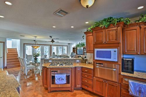 Punta Gorda Waterfront Home With Private Pool And Dock!