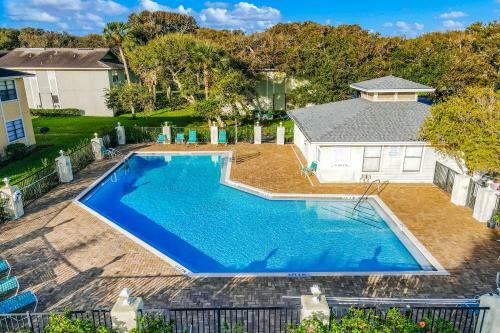 Clipper Cabana Beachwalk Condo