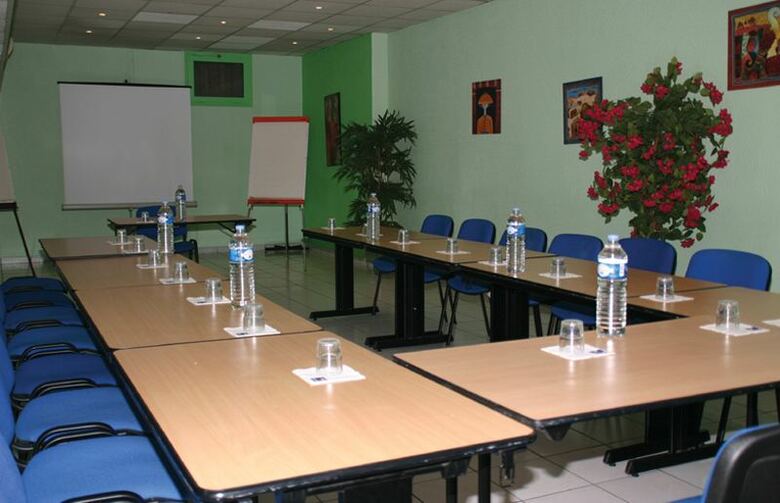 Hotel Kyriad Nice Ouest Saint Isidore