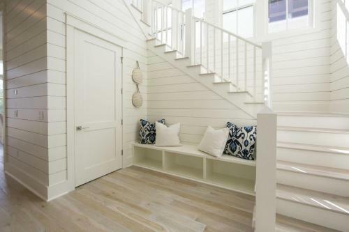 Watercolor By Dune Vacation Rentals - Beach District