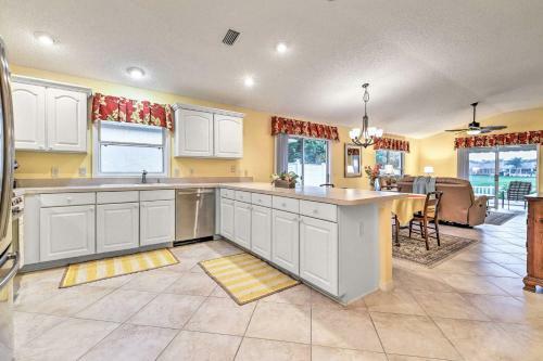 House On Golf Course, 2.5 Mi To Lake Sumter!
