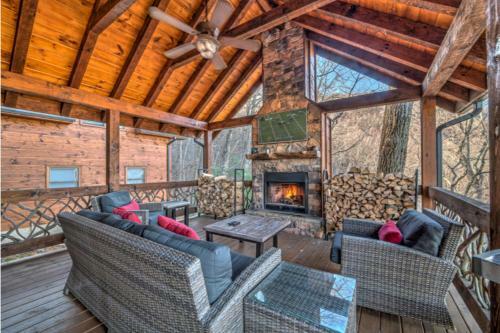 The Hideaway By Escape To Blue Ridge