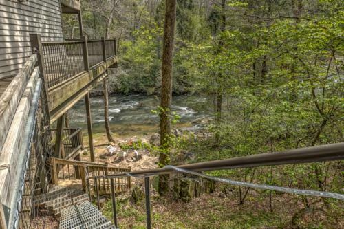 Falcons Nest By Escape To Blue Ridge