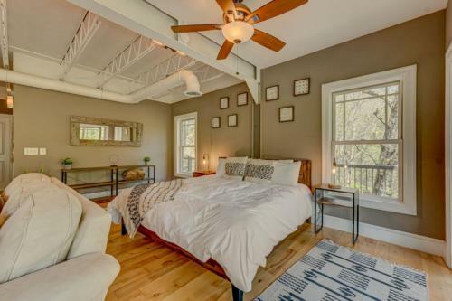 Falcons Nest By Escape To Blue Ridge