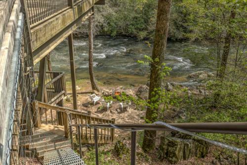 Falcons Nest By Escape To Blue Ridge