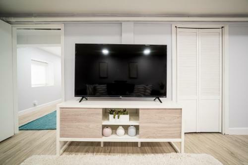 Apartamento Bright And Cozy 2br Condo In Logan Square!