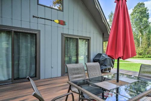 Riverfront Traverse City Cabin With Kayaks And Fire Pit