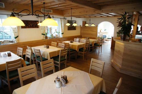 Hostal Gasthof Zum Sandlweber