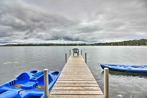 Loon Lake Lodge With Dock, Sauna And Hot Tub!