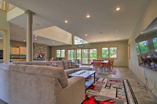Lavish Lakefront House In Brainerd Lakes Area