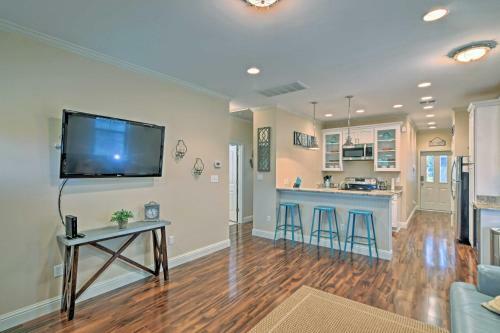 Bright Pass Christian Beach Home - Walk To Beach!
