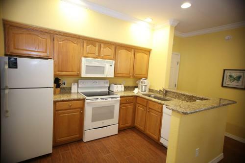 Spacious Condo Off Highway 76 Strip 1br Standard