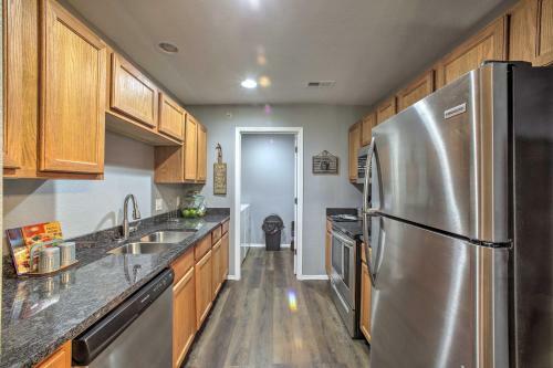 Apartamento Condo With Community Pool Near Branson Attractions!