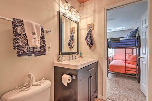 Apartamento Cozy Lakefront Condo With Grill And Dock Access!