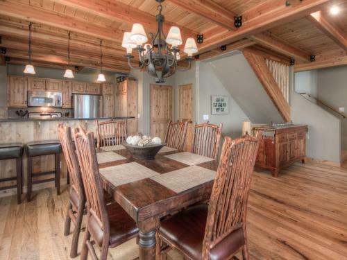 Indian Summer Homes By Big Sky Vacation Rentals